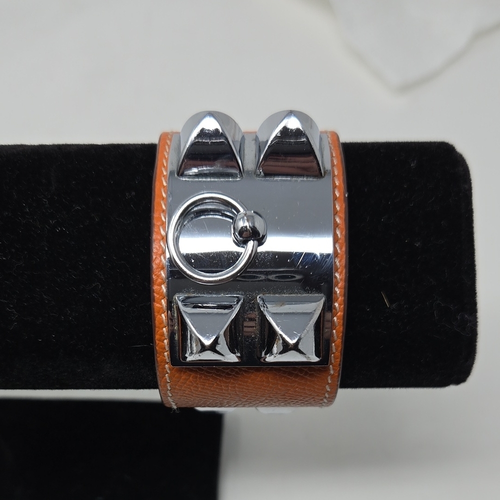 Hermes  Collier de Chien by Hermès in   Silver and  Orange Studded Bracelet.